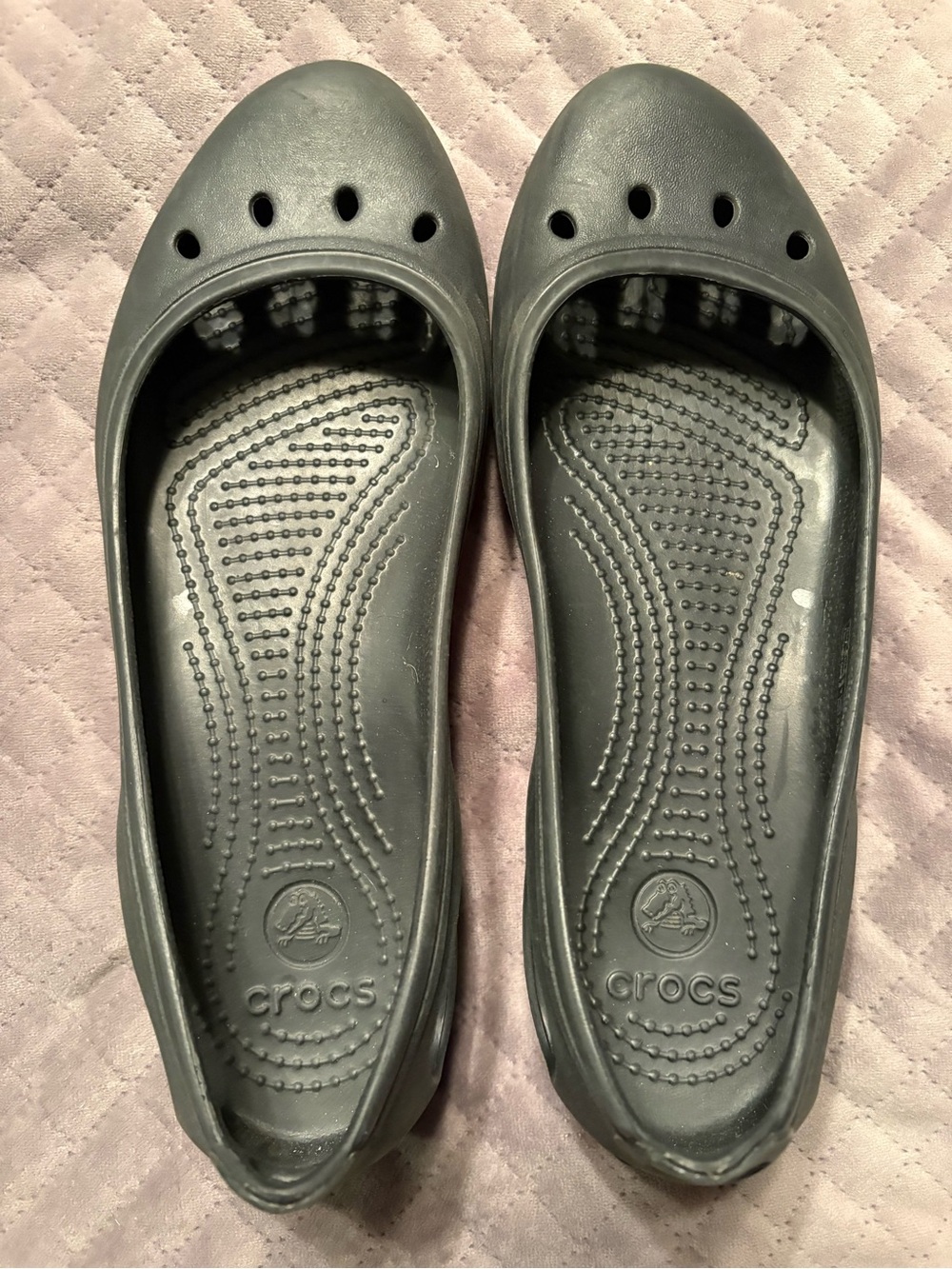 Crocs Kadee Ballet Flats Size 8 non marking sole black summer floating shoes